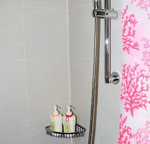 Acqua Private Residences 1br In The Heart Of Downtown Makati & Mandaluyong