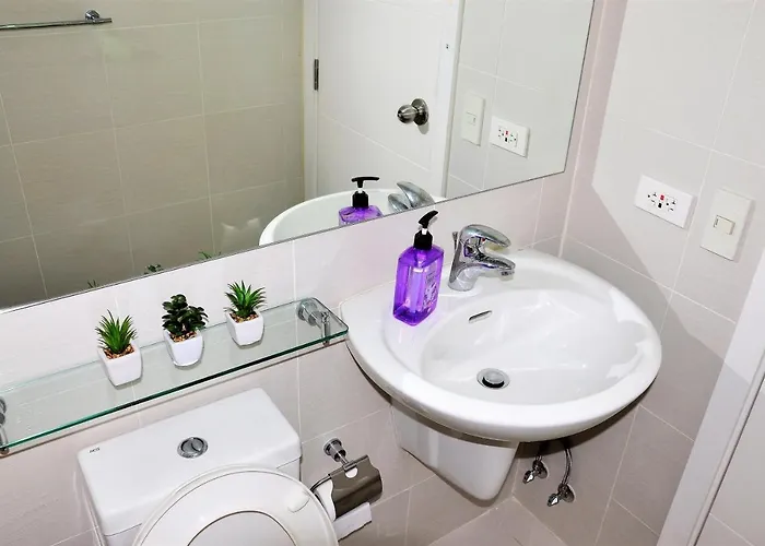 Acqua Private Residences 1br In The Heart Of Downtown Makati & Mandaluyong